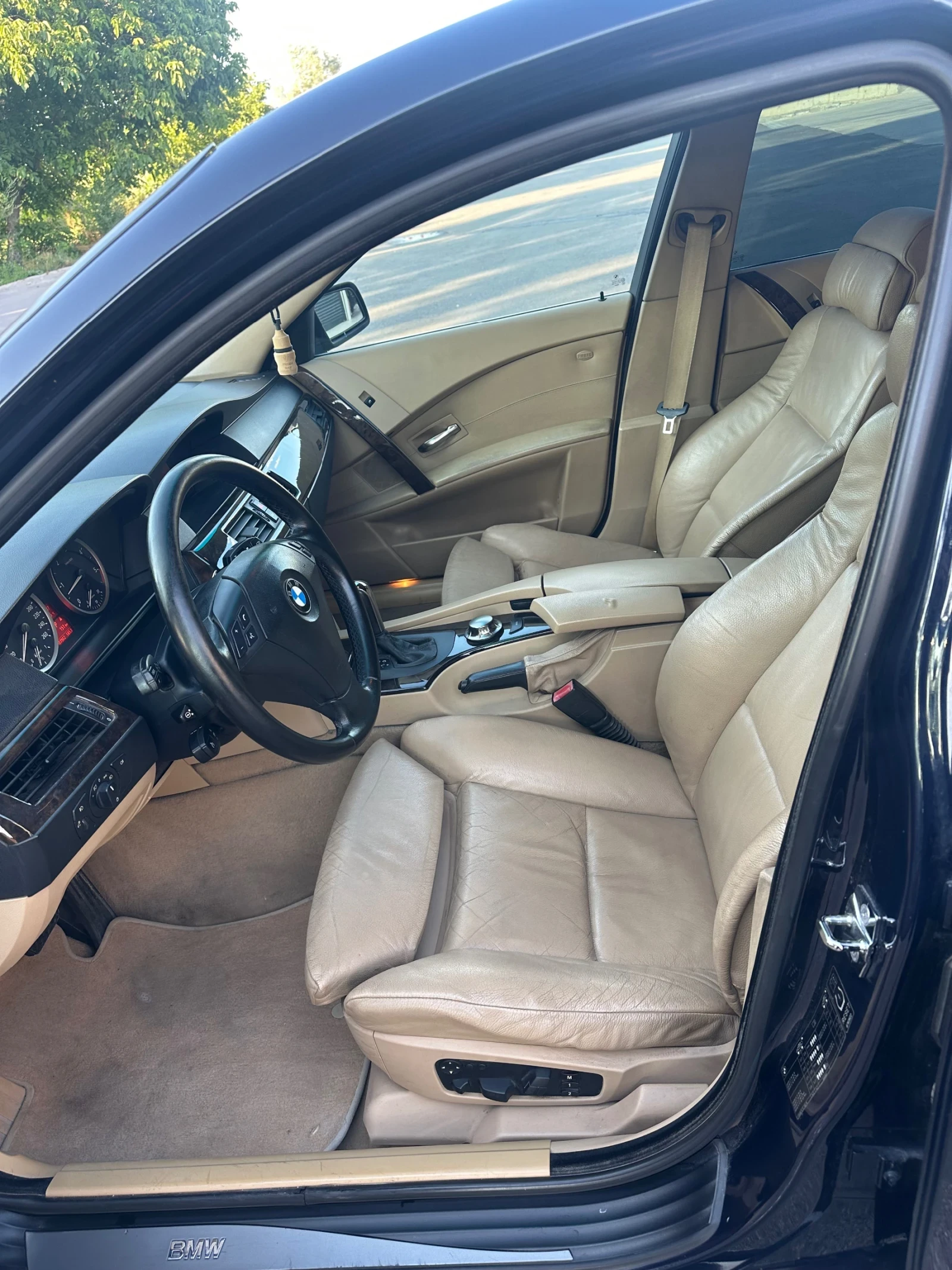 BMW 530, снимка 11 - Автомобили и джипове - 56185106