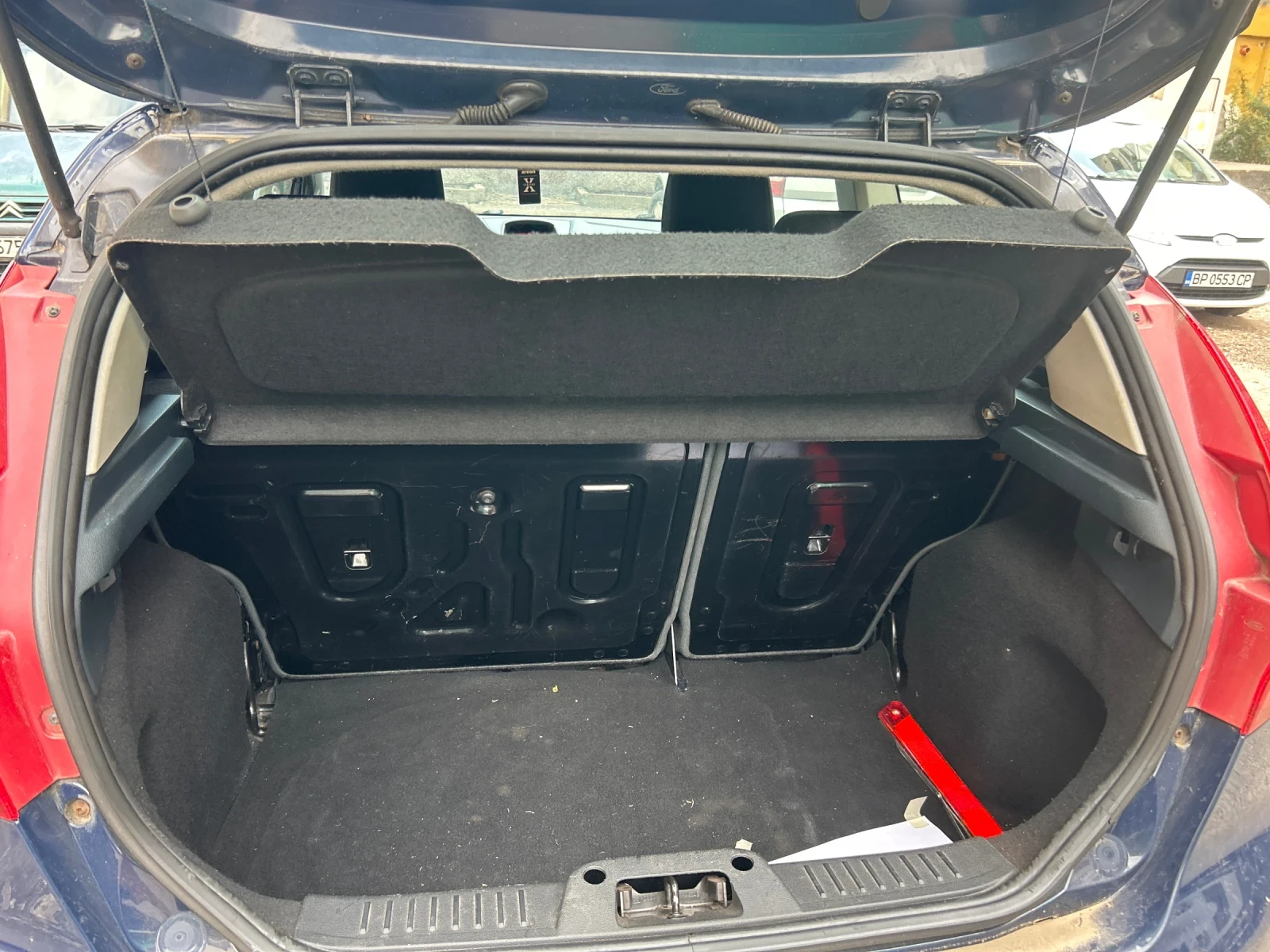 Ford Fiesta, снимка 5 - Автомобили и джипове - 55804683