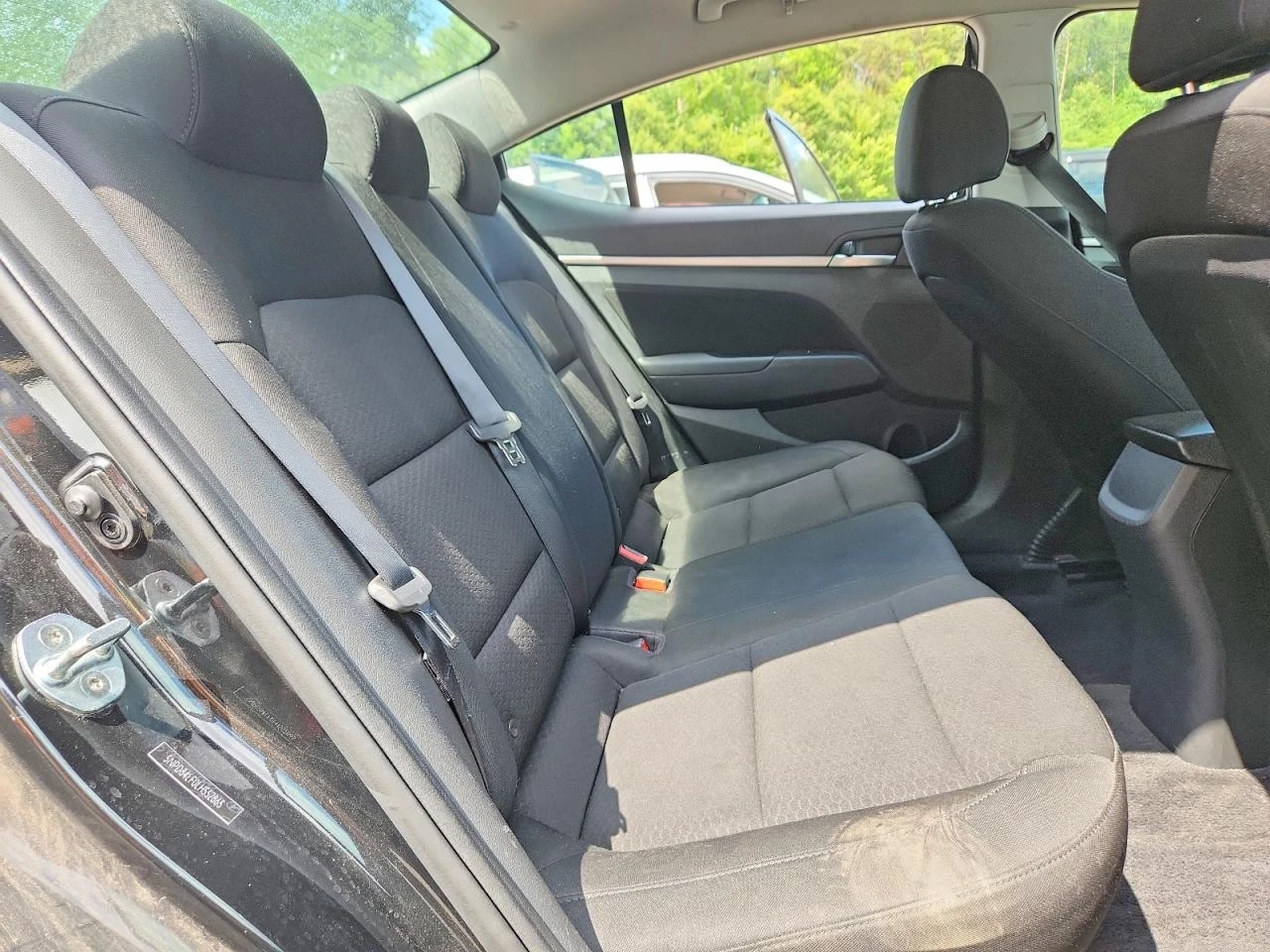 Hyundai Elantra 2.0l Sel, снимка 10 - Автомобили и джипове - 56040886
