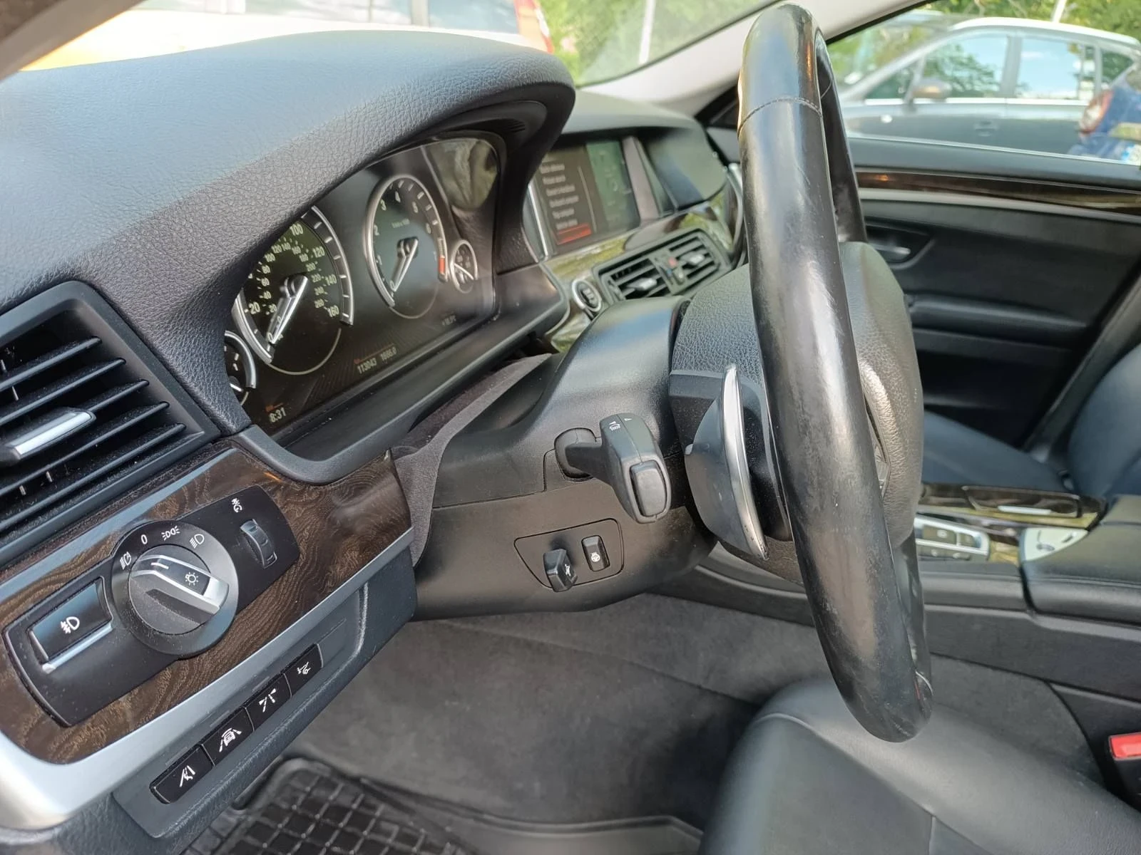 BMW 535 3.5i 306ps X drive 2016, снимка 8 - Автомобили и джипове - 56251943