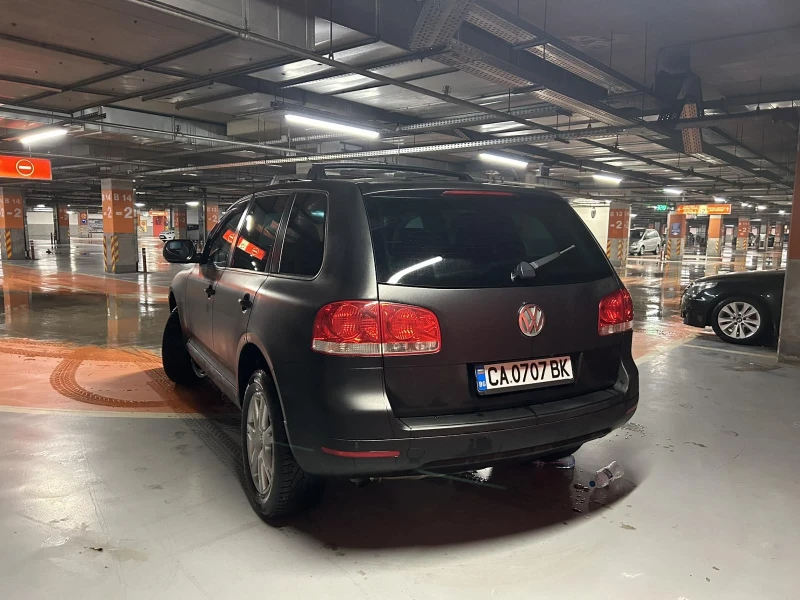 VW Touareg, снимка 5 - Автомобили и джипове - 52478956