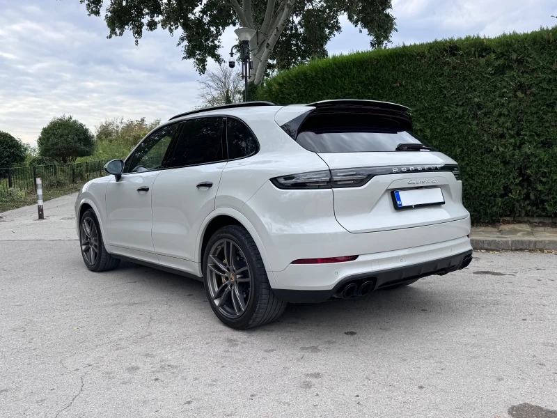 Porsche Cayenne Turbo V8* Ceramic* Burmester* Night vision* Carbon, снимка 6 - Автомобили и джипове - 52047482