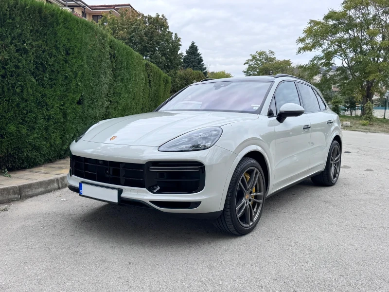 Porsche Cayenne Turbo V8* Ceramic* Burmester* Night vision* Carbon, снимка 4 - Автомобили и джипове - 52047482