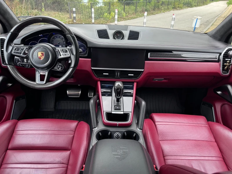 Porsche Cayenne Turbo V8* Ceramic* Burmester* Night vision* Carbon, снимка 11 - Автомобили и джипове - 52047482