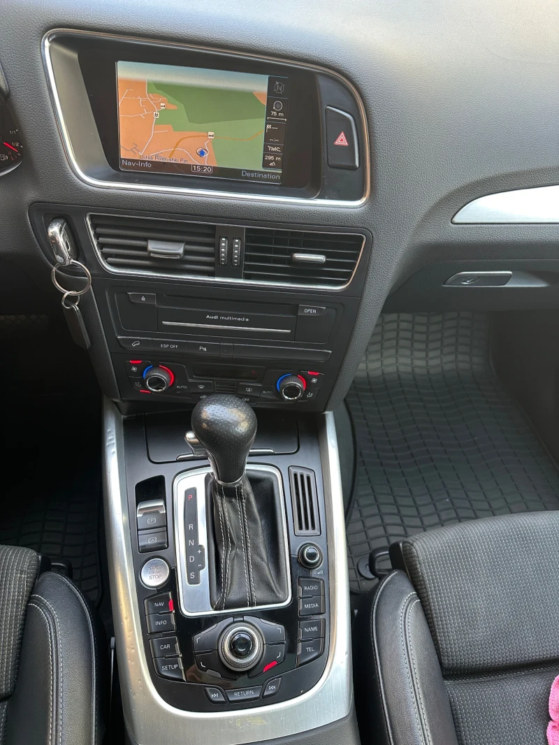Audi Q5 S-LINE / CarPlay / Панорама, снимка 16 - Автомобили и джипове - 52955780