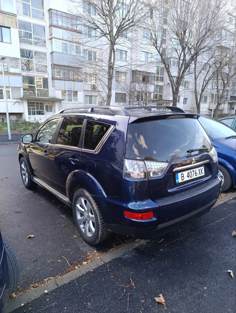 Mitsubishi Outlander, снимка 4 - Автомобили и джипове - 53059382
