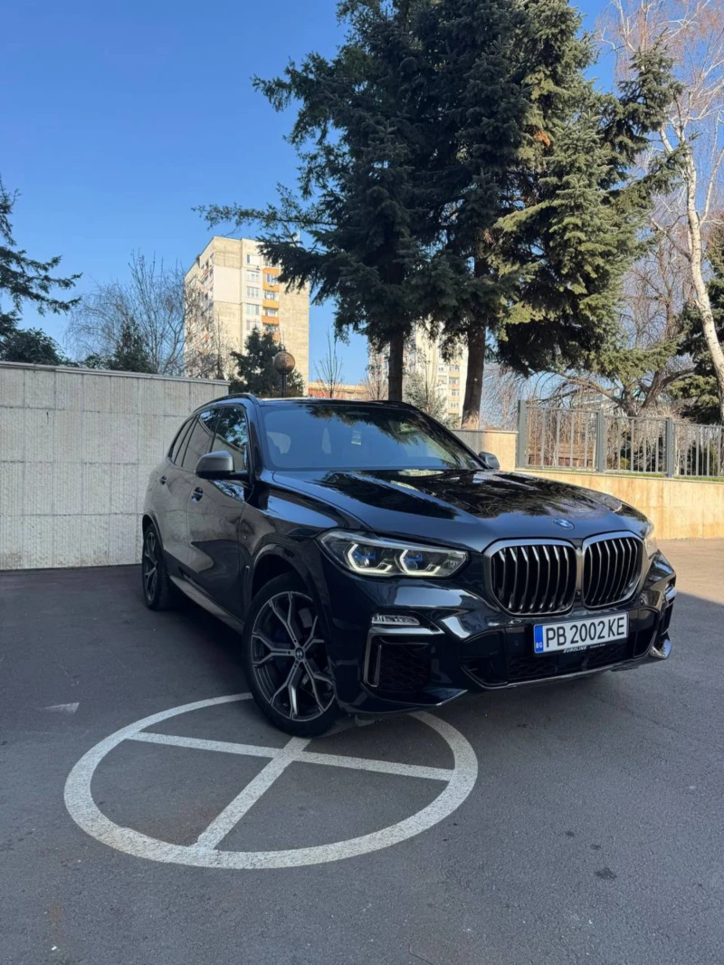 BMW X5 M50i