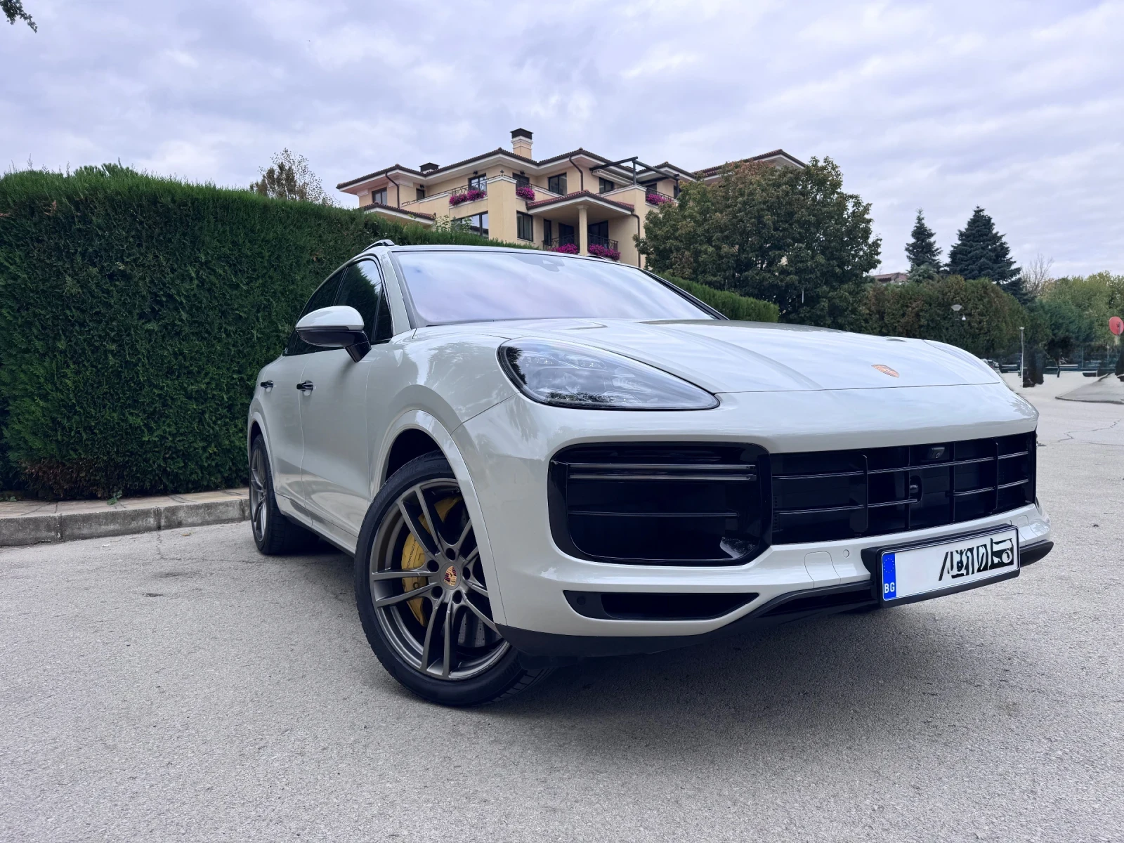 Porsche Cayenne Turbo V8* Ceramic* Burmester* Night vision* Carbon, снимка 1