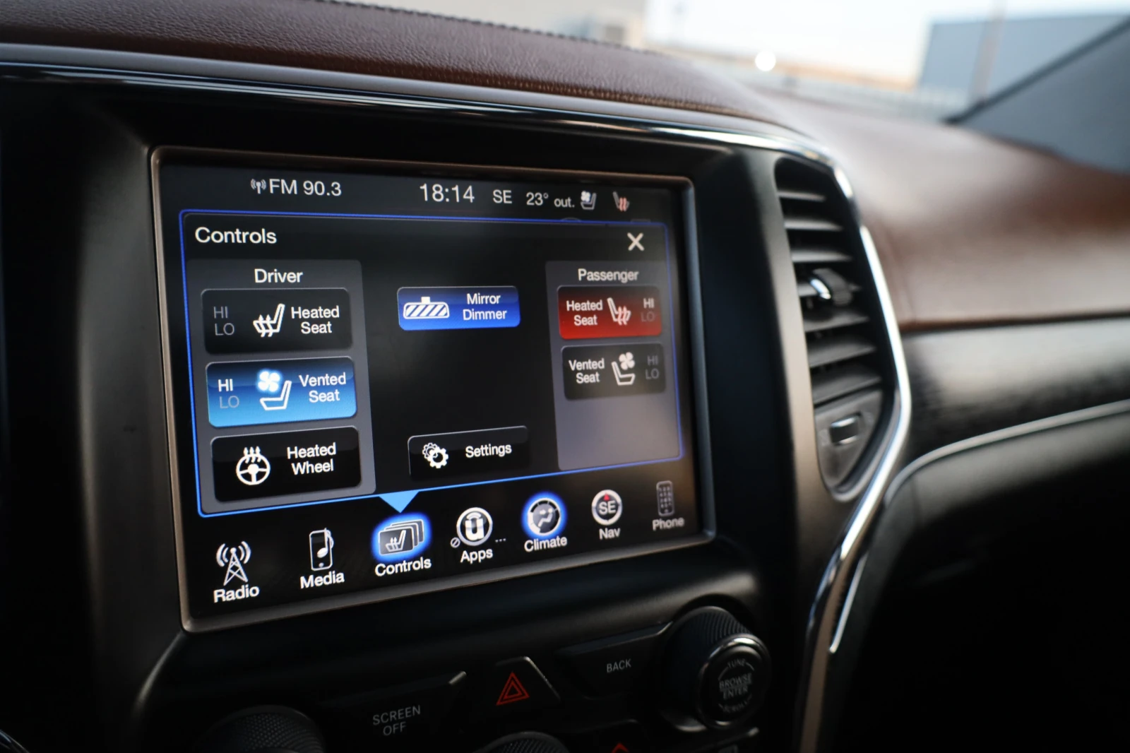 Jeep Grand cherokee 5.7 HEMI V8 SUMMIT LUFT KAM ShZ DISTRONIC #iCarbg  | Mobile.bg   14