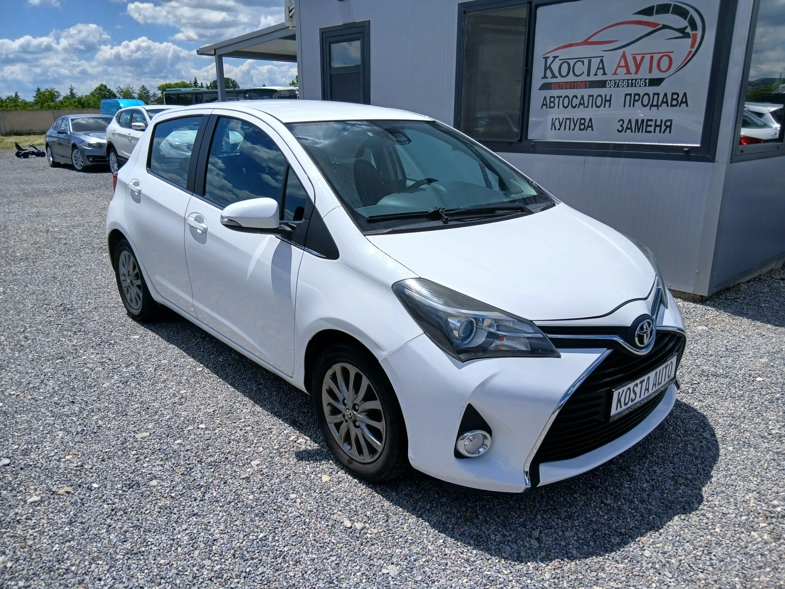 Toyota Yaris КАТО НОВ, снимка 2 - Автомобили и джипове - 53761031