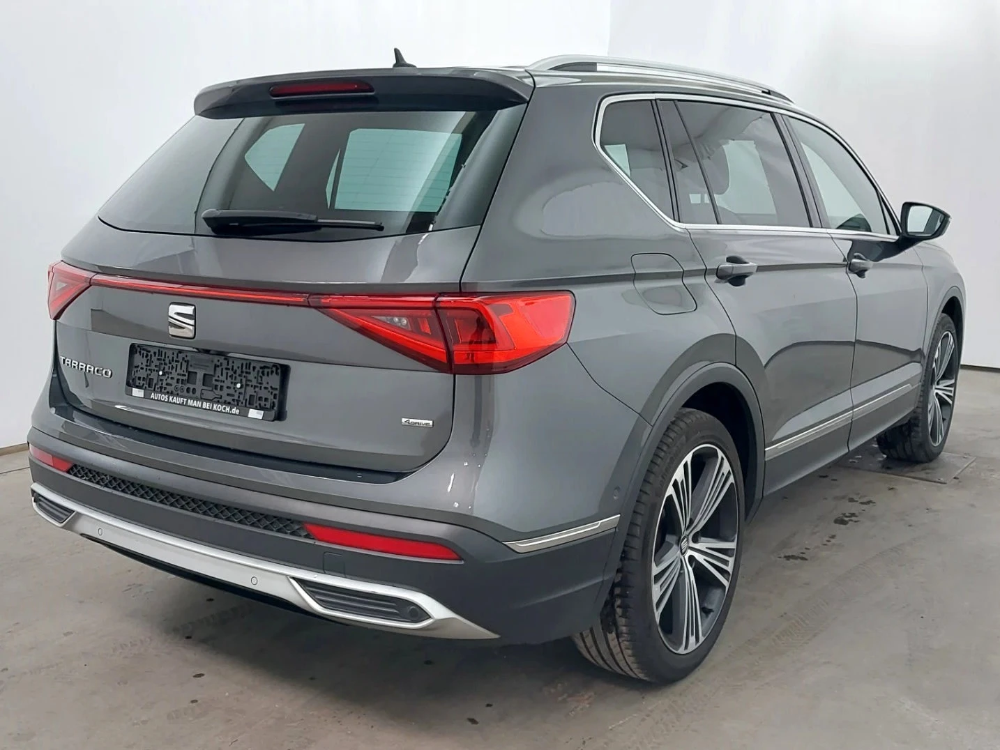 Seat Tarraco 2.0 TDI 4Drive DSG от дилър с , снимка 5 - Автомобили и джипове - 53882839