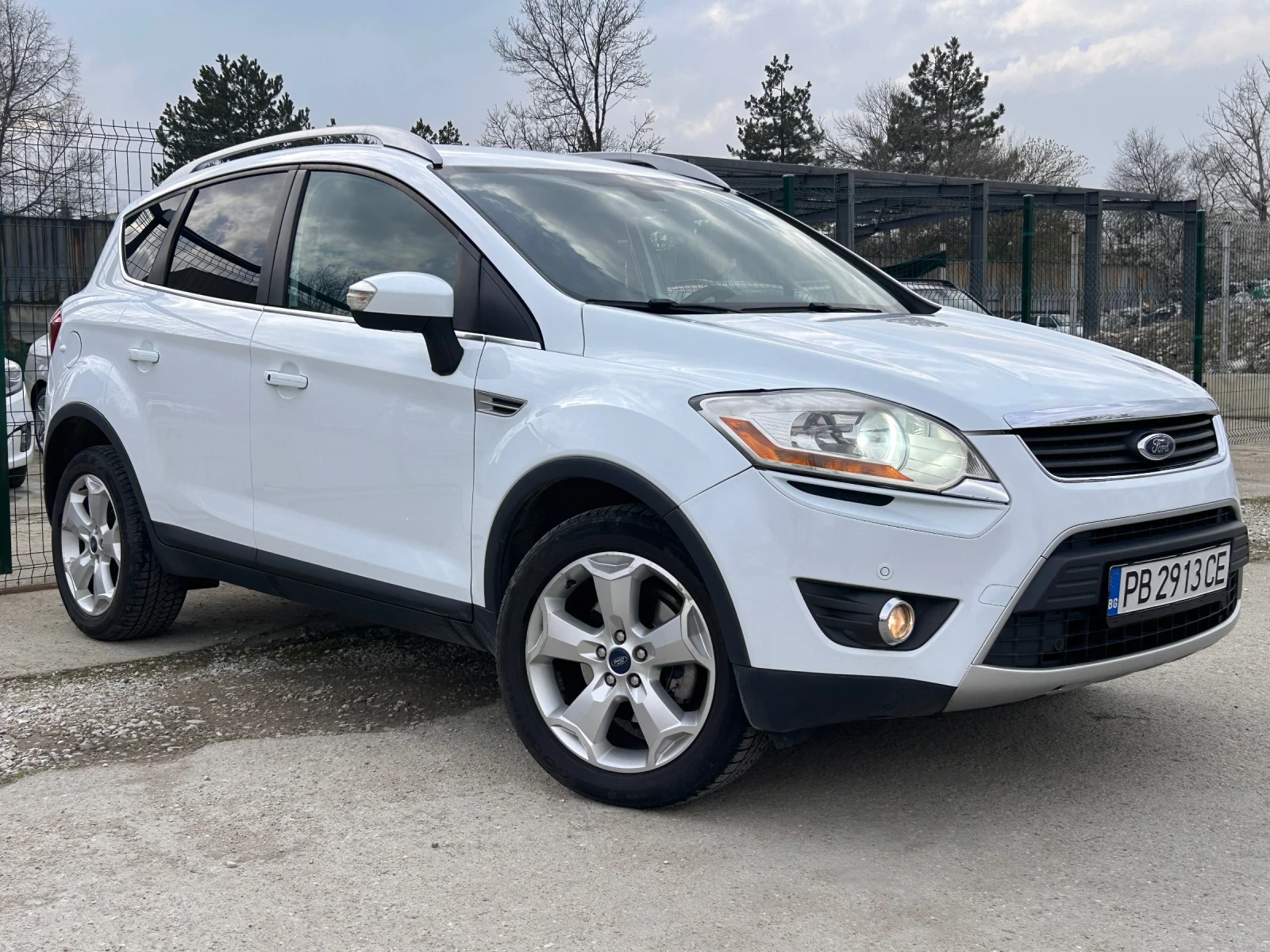 Ford Kuga, снимка 7 - Автомобили и джипове - 54041270