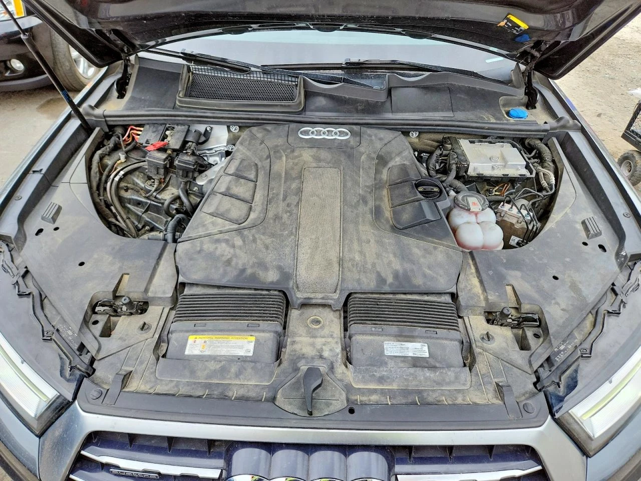Audi Q7 3.0l Progressiv S-Line, снимка 12 - Автомобили и джипове - 54417454