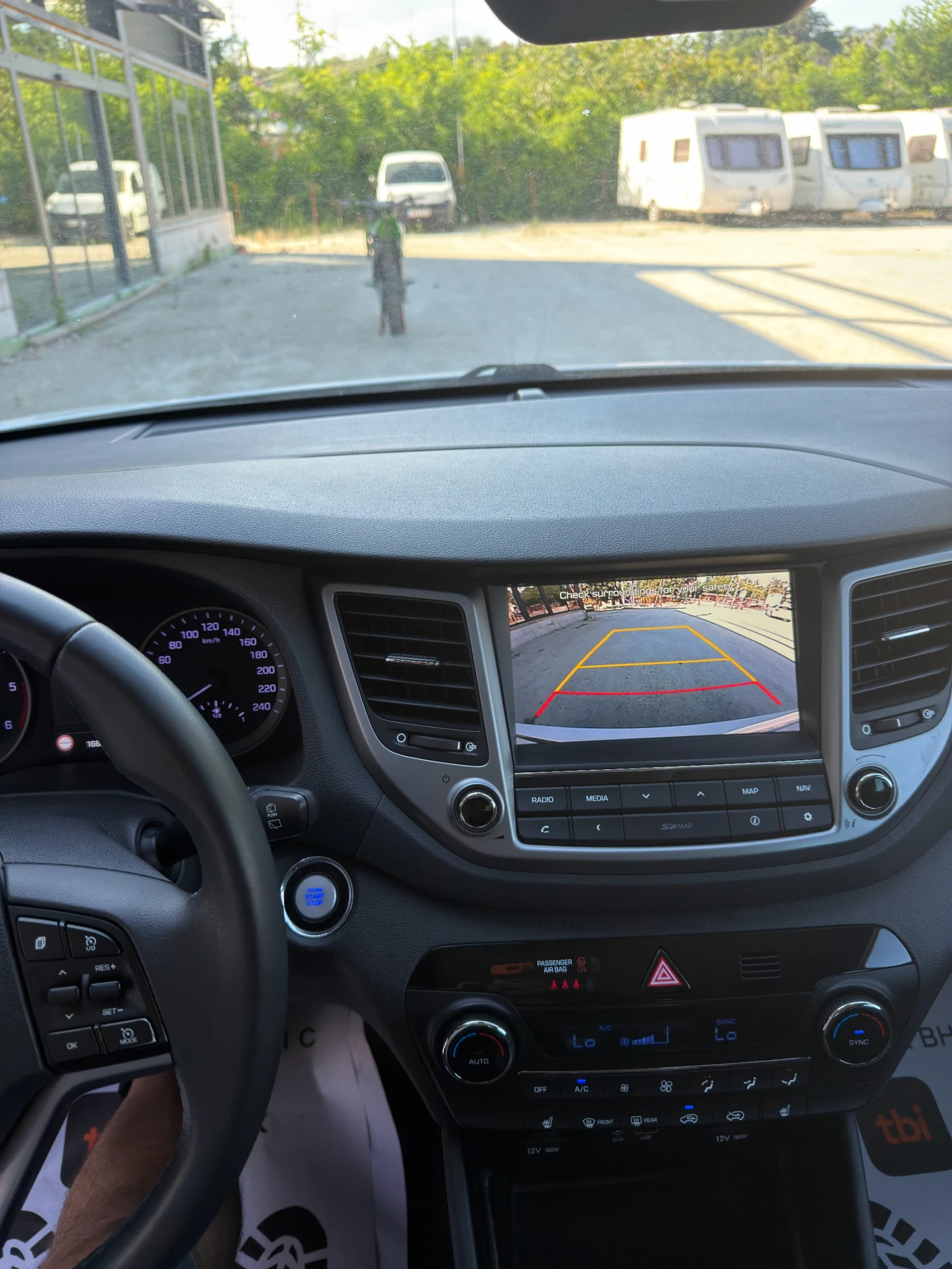 Hyundai Tucson, снимка 13 - Автомобили и джипове - 55267118