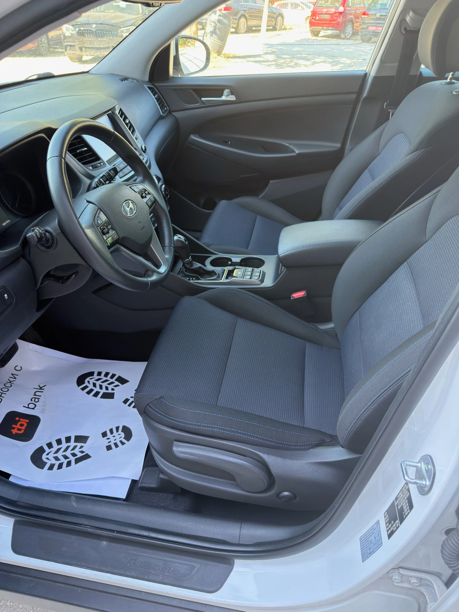 Hyundai Tucson, снимка 9 - Автомобили и джипове - 55267118