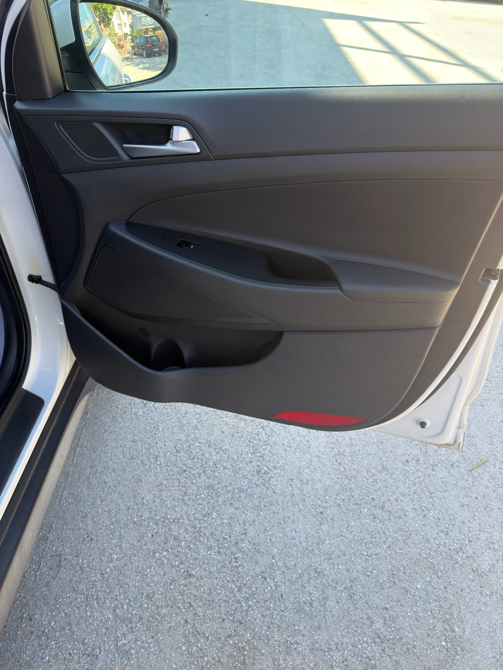 Hyundai Tucson, снимка 14 - Автомобили и джипове - 55267118