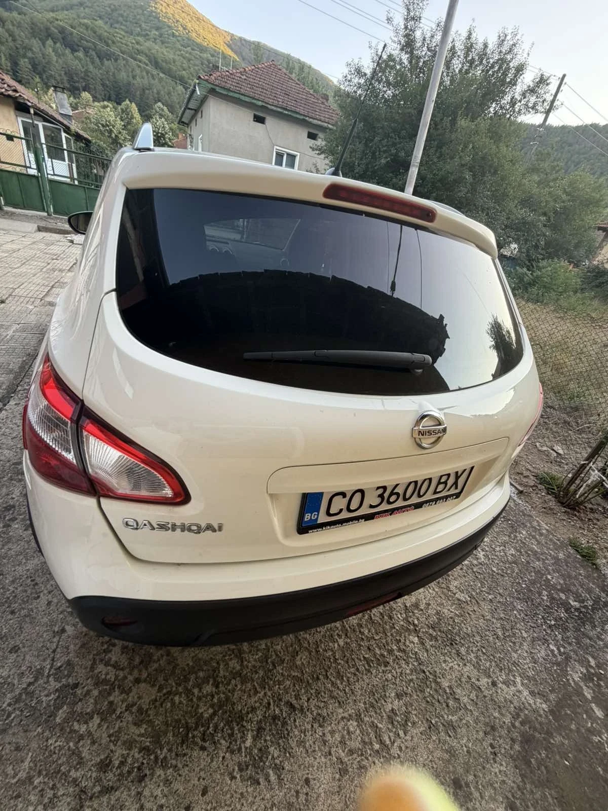 Nissan Qashqai, снимка 4 - Автомобили и джипове - 56032264