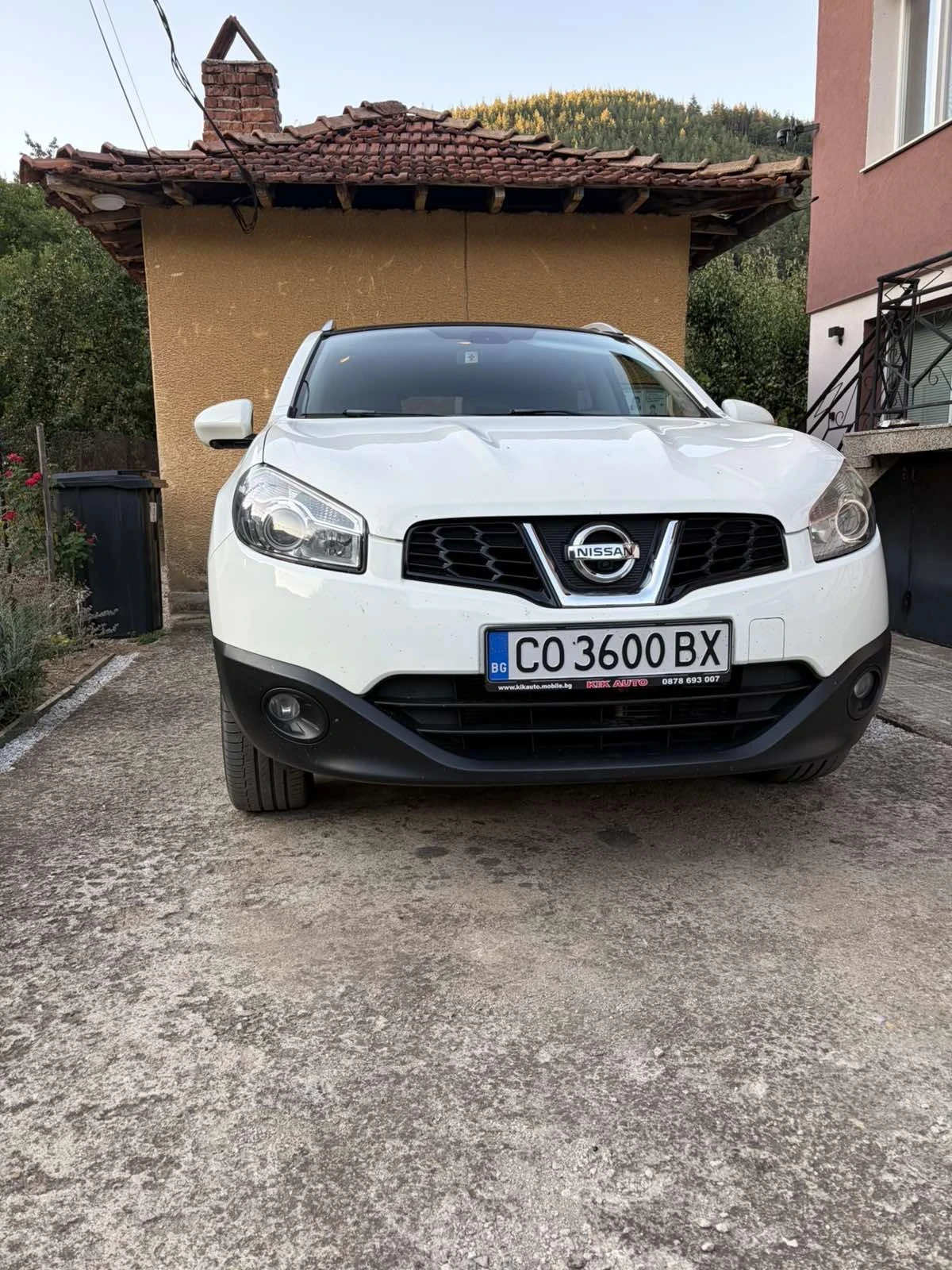 Nissan Qashqai, снимка 2 - Автомобили и джипове - 56032264