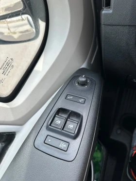 Peugeot Boxer Макси база , камера , климатроник, снимка 9 - Бусове и автобуси - 53692347