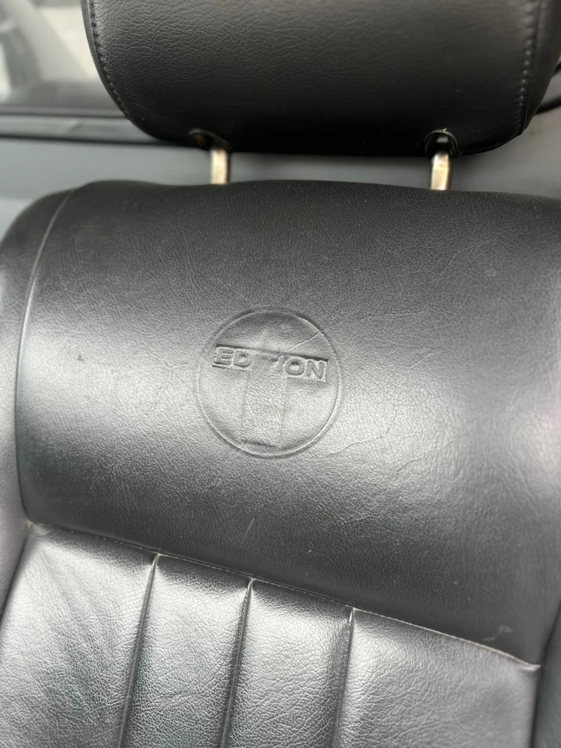 VW Transporter T5 2.5 131 Edition, снимка 8 - Бусове и автобуси - 53597542