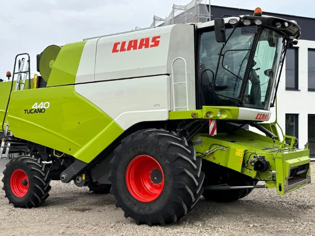������� Claas Tucano 440 2020❗ | Mobile.bg � ����������� 2