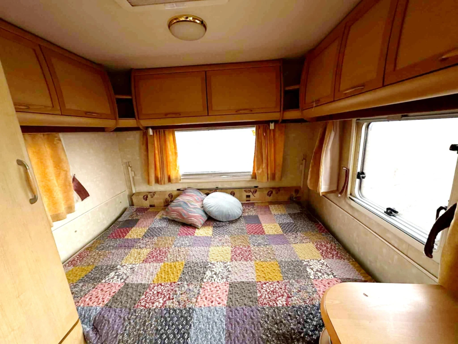 Каравана ABI Abbey Spectrum, снимка 7 - Каравани и кемпери - 53530447