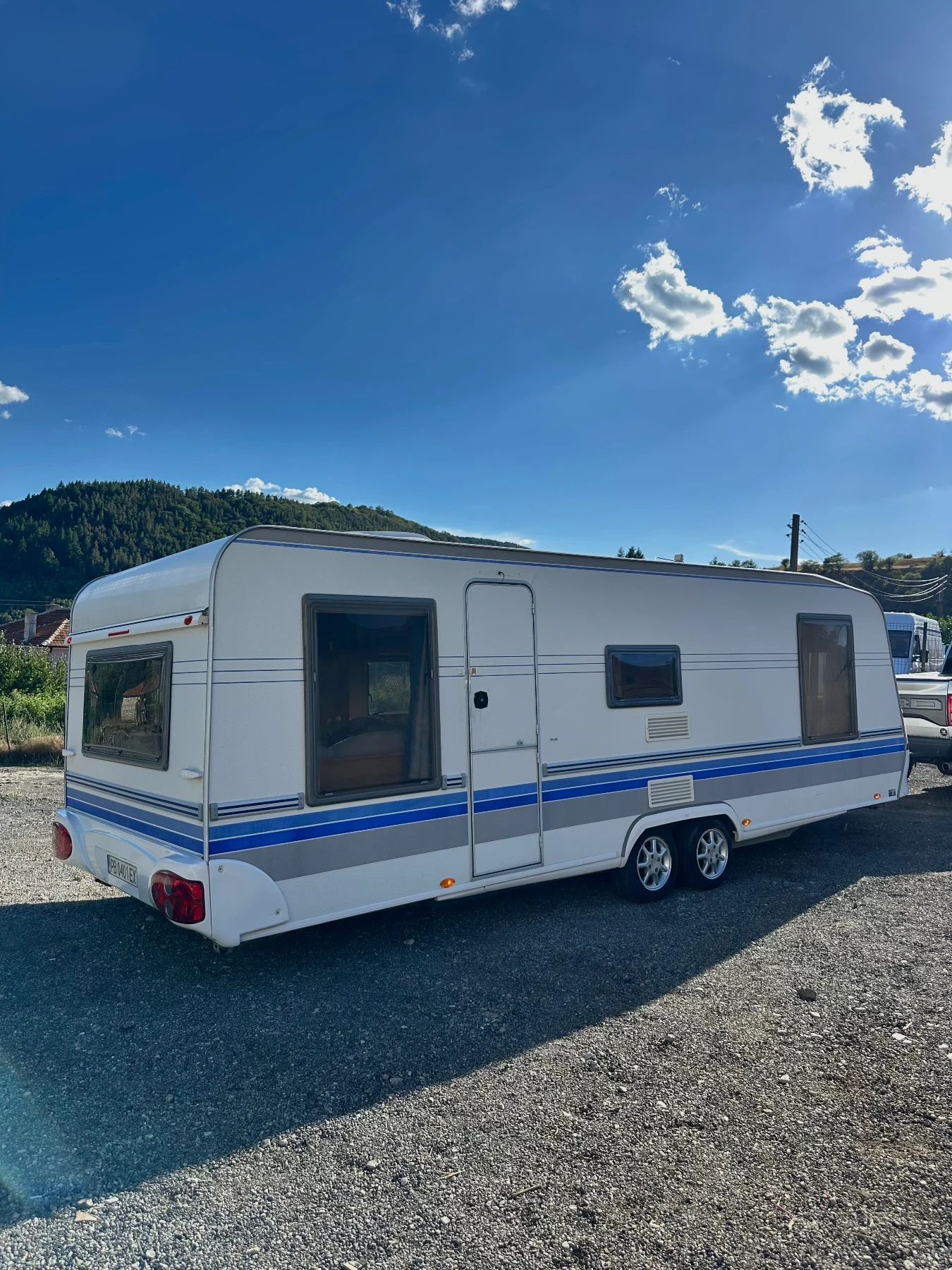 Каравана Hobby Prestige 650| КЛИМАТИК!| НОВ ВНОС | Баня и WC| , снимка 4 - Каравани и кемпери - 55953685
