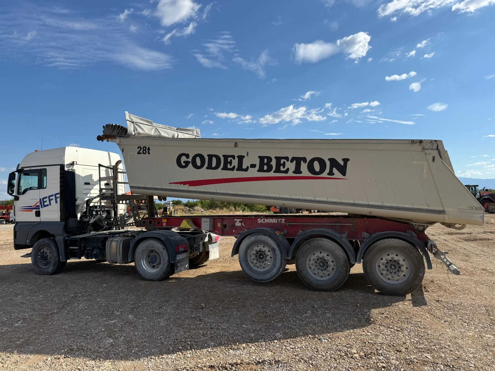 Полуремарке Schmitz КОМПОЗИЦИЯ MAN TGX 18.510 4X4, снимка 10 - Ремаркета - 56258368