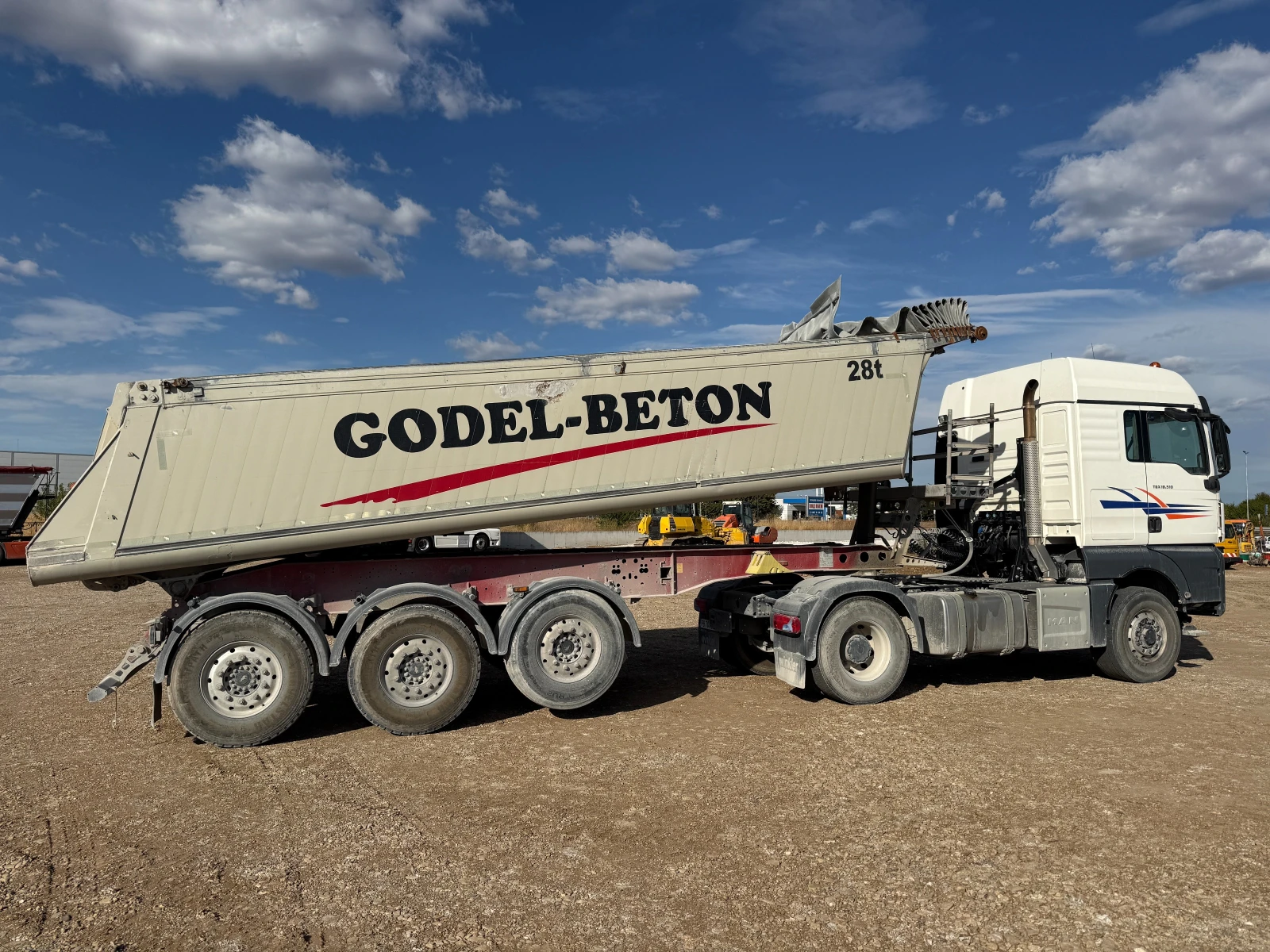 Полуремарке Schmitz КОМПОЗИЦИЯ MAN TGX 18.510 4X4, снимка 6 - Ремаркета - 56258368