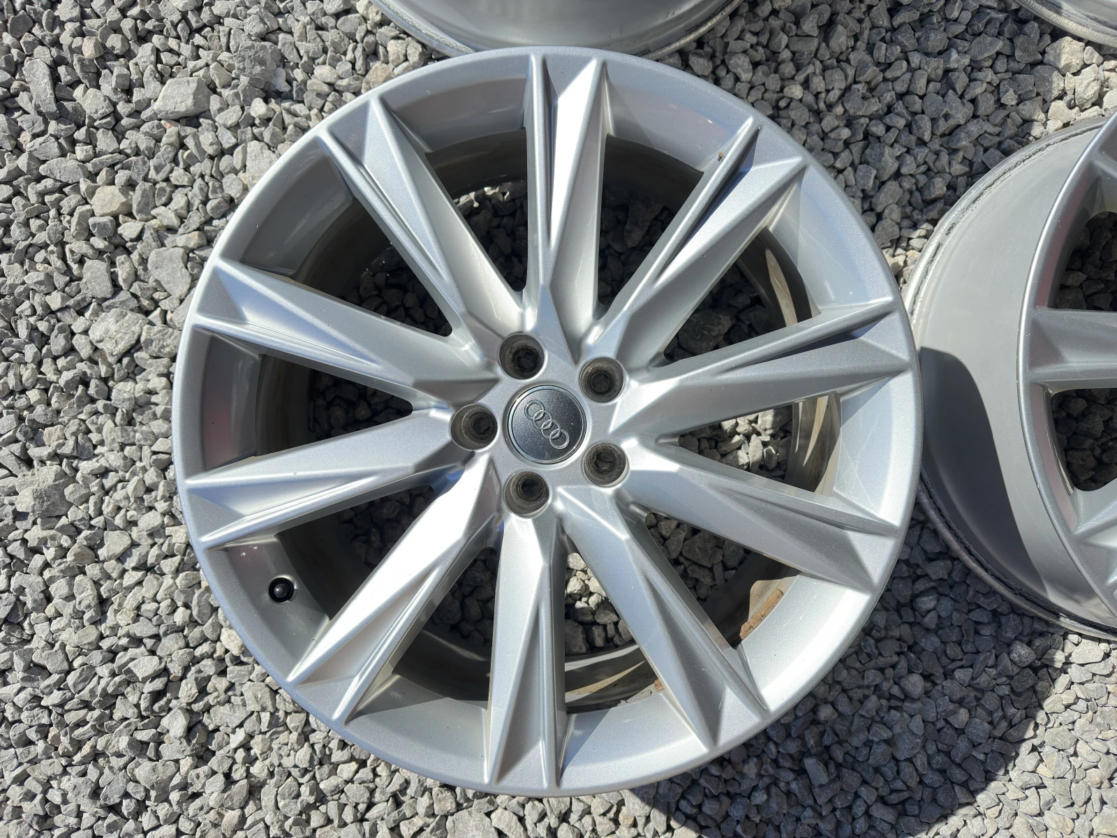 Джанти за Audi E-Tron, снимка 3 - Гуми и джанти - 56008634