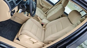 VW Touran Всичко Платено/Обслужен/Теглич, снимка 16