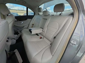 Mercedes-Benz C 300 Sedan w/Luxury Pkg, снимка 10