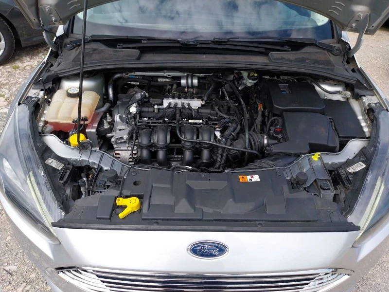 Ford Focus 1.6  В/GPL, снимка 17 - Автомобили и джипове - 45750930