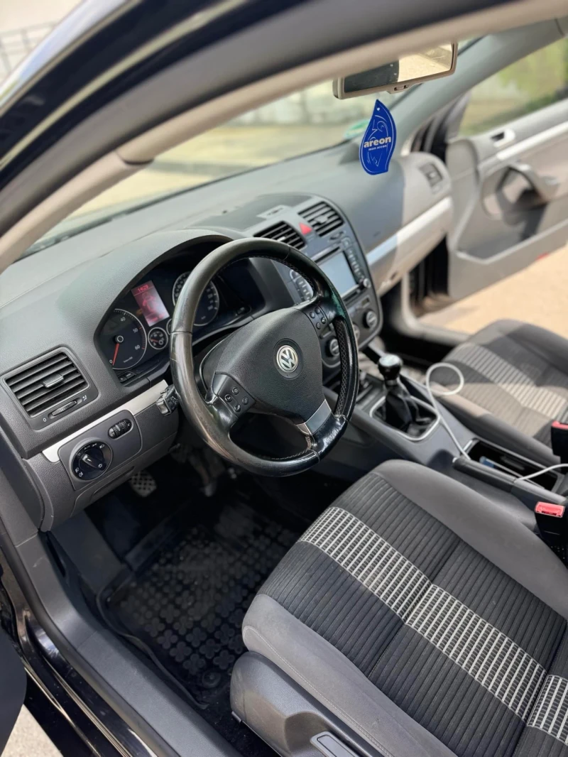 VW Golf, снимка 9 - Автомобили и джипове - 47315872