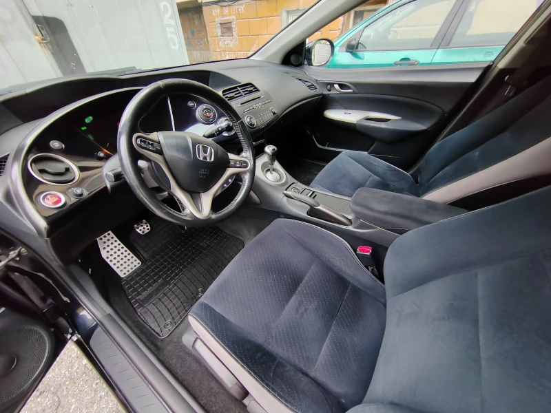 Honda Civic 2.2 CDTI 6ск., снимка 5 - Автомобили и джипове - 47855949