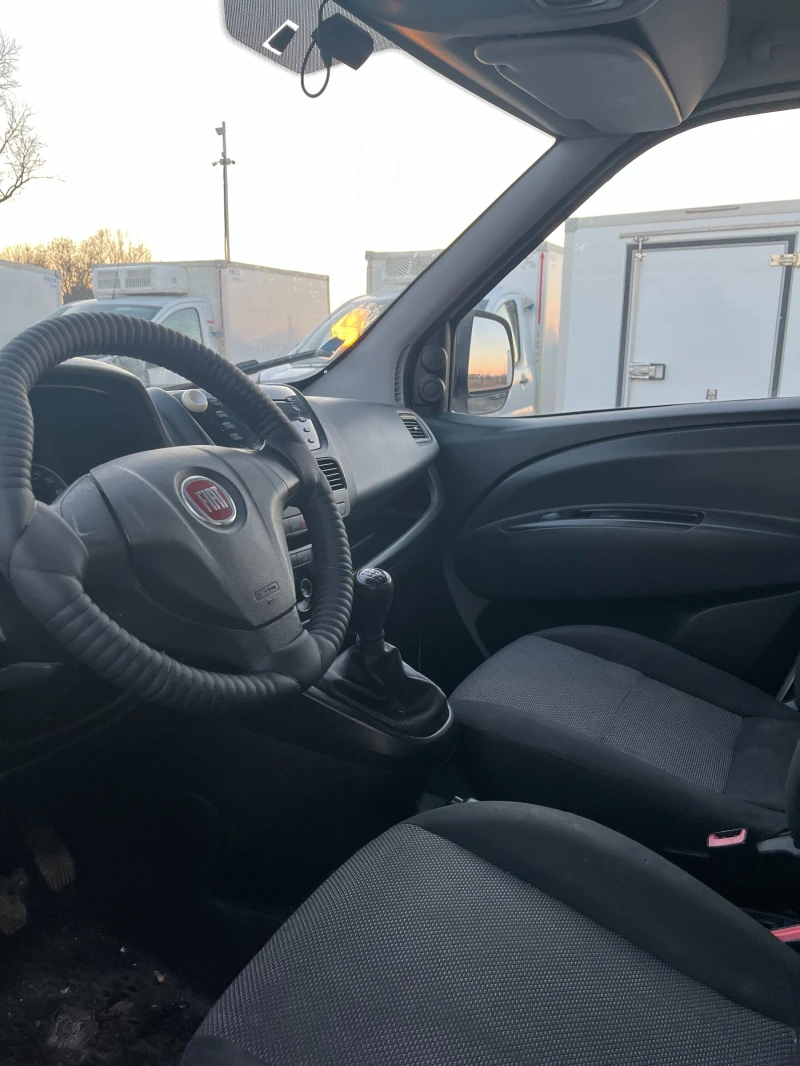 Fiat Doblo 1, 3 Multidjet, снимка 8 - Автомобили и джипове - 49471125