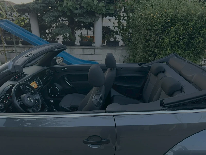 VW Beetle Кабрио, снимка 7 - Автомобили и джипове - 52479485