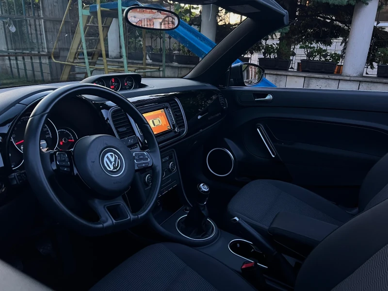 VW Beetle Кабрио, снимка 15 - Автомобили и джипове - 52479485