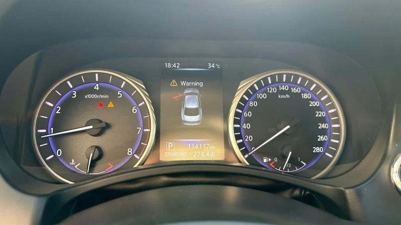 Infiniti Q50 2.0T, снимка 5 - Автомобили и джипове - 51549846