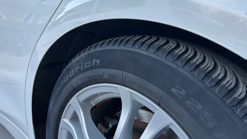 Infiniti Q50 2.0T, снимка 14 - Автомобили и джипове - 51549846