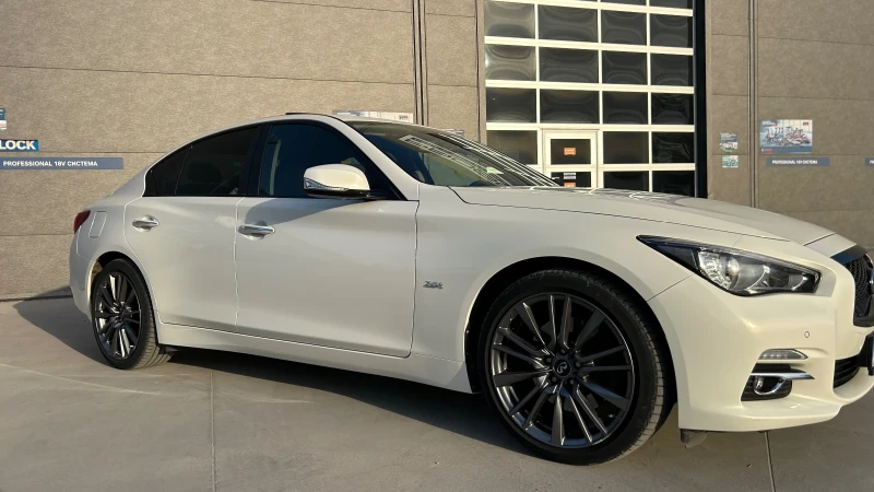 Infiniti Q50 2.0T, снимка 3 - Автомобили и джипове - 51549846