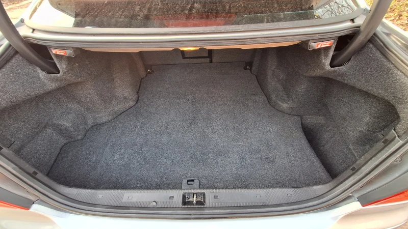 Mercedes-Benz CLK, снимка 16 - Автомобили и джипове - 52728581