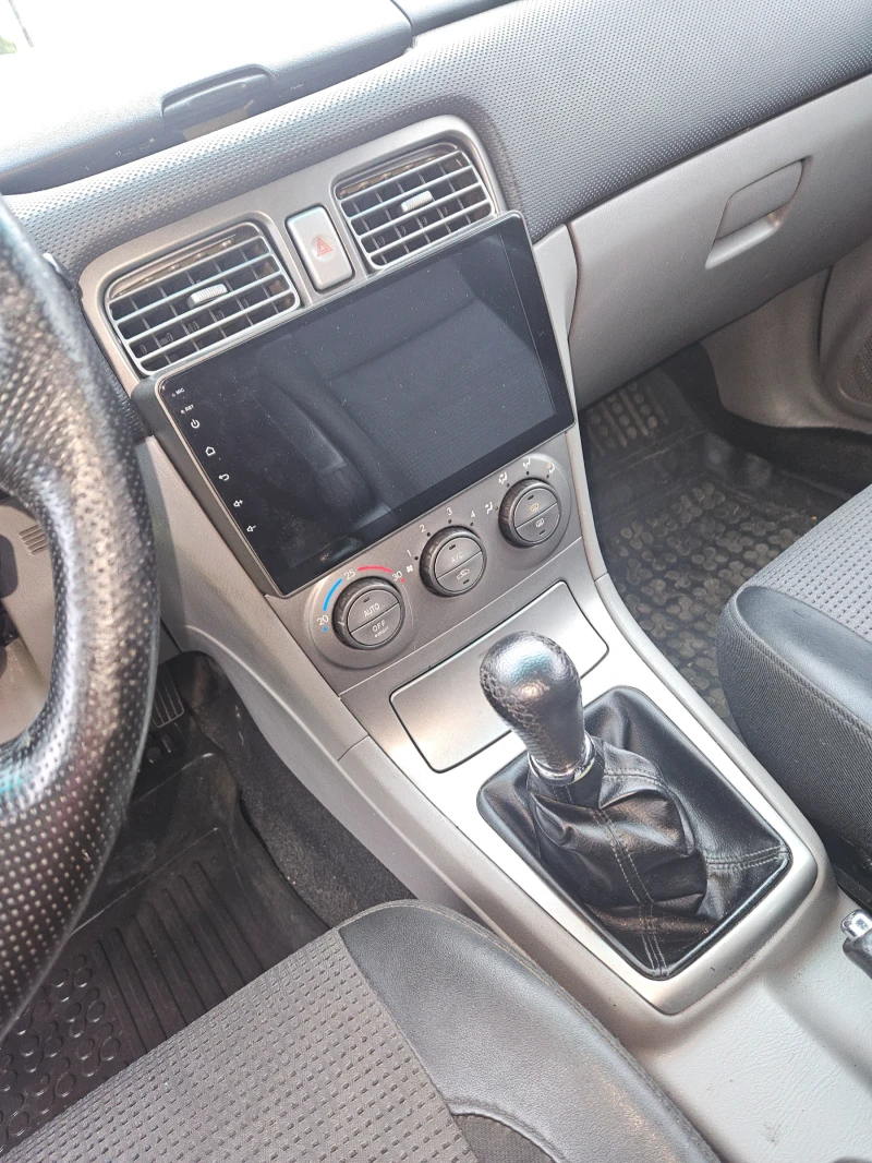 Subaru Forester 2.0XT, снимка 5 - Автомобили и джипове - 53236965