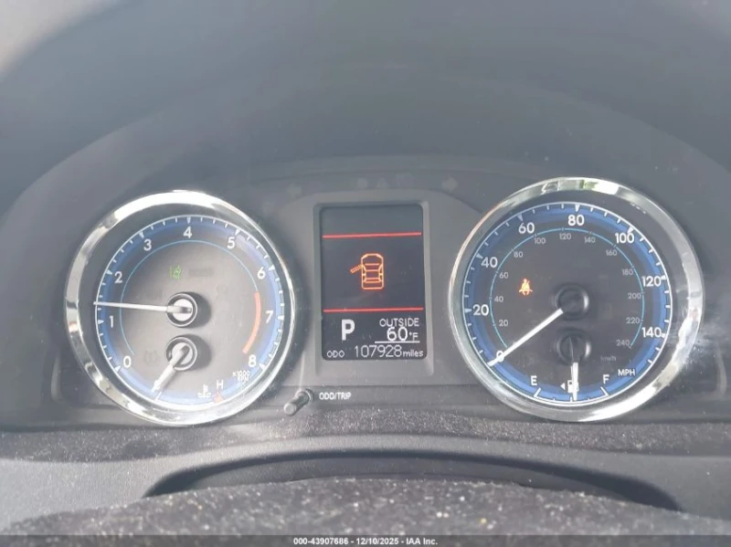 Toyota Corolla 1.8L I-4 DOHC, VVT, 132HP Front Wheel Drive, снимка 12 - Автомобили и джипове - 52915351