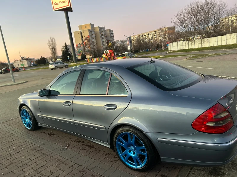 Mercedes-Benz E 270, снимка 5 - Автомобили и джипове - 52929759