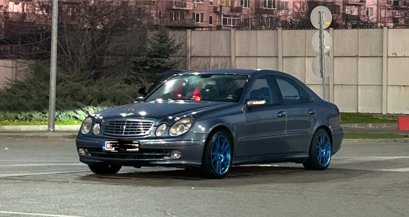 Mercedes-Benz E 270