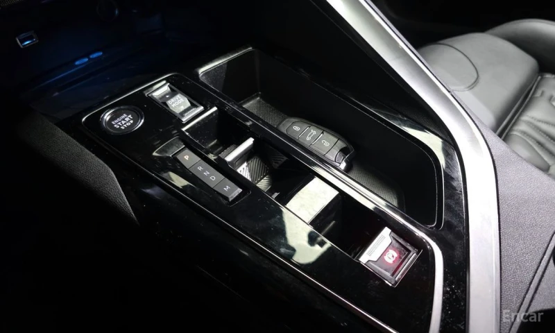 Peugeot 5008, снимка 9 - Автомобили и джипове - 53058084