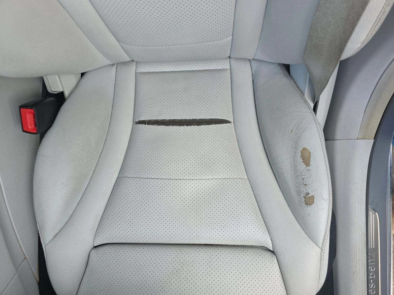 Mercedes-Benz C 300 Sedan w/Luxury Pkg, снимка 13 - Автомобили и джипове - 53201940