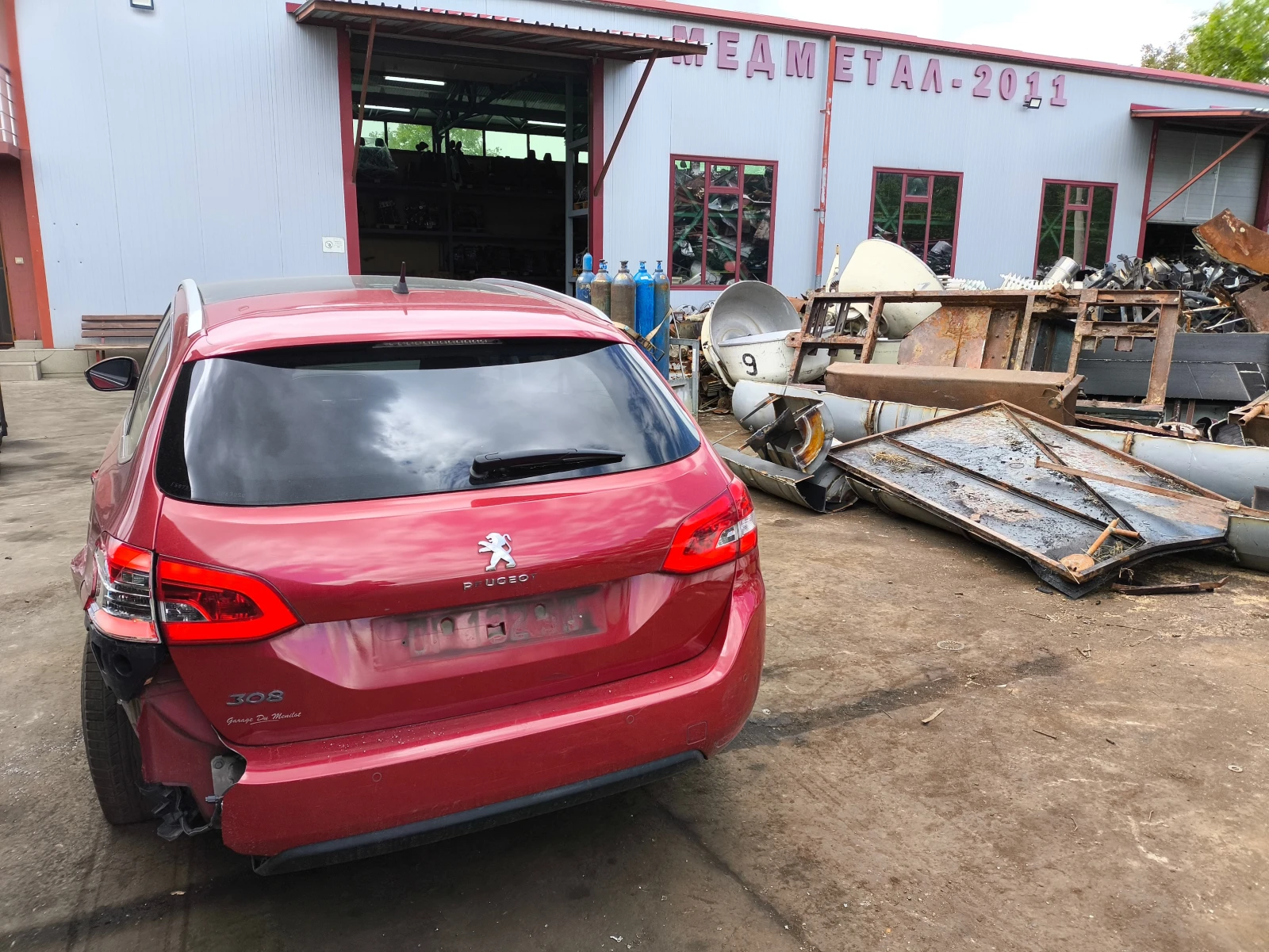 Peugeot 308 1.2T 2бр - изображение 4