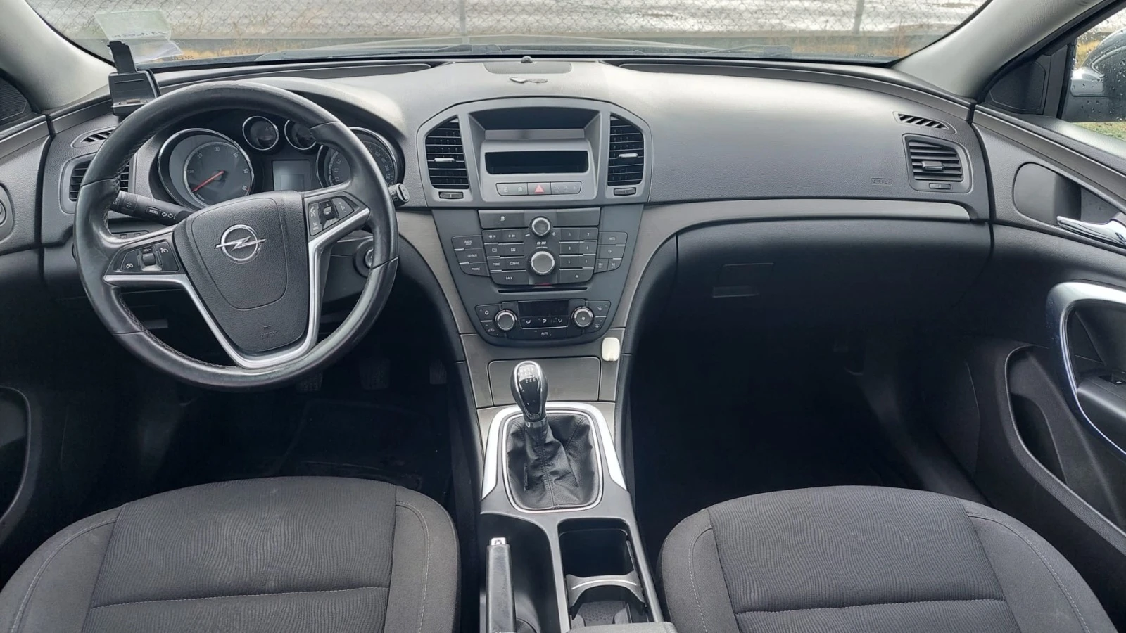 Opel Insignia 2, 0, снимка 13 - Автомобили и джипове - 56004772